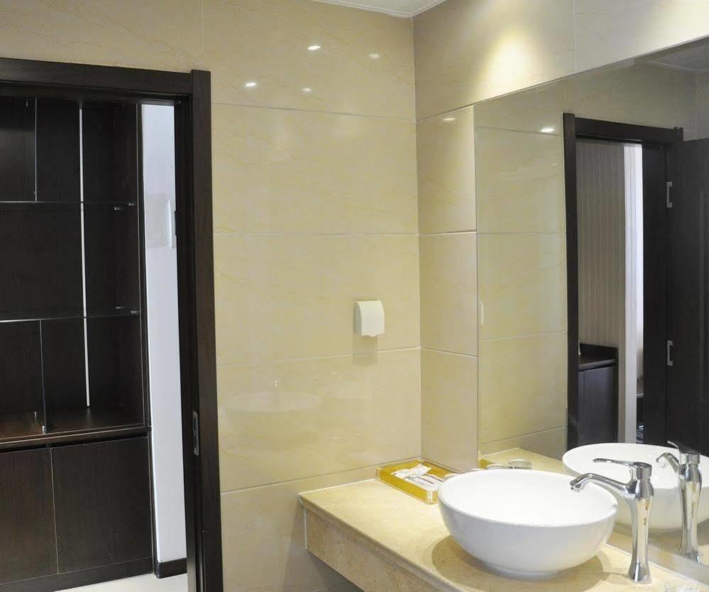 Qingdao Hengxing Hotel Esterno foto