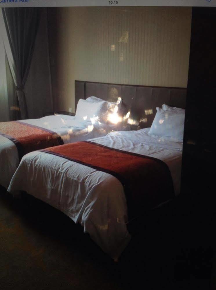 Qingdao Hengxing Hotel Esterno foto