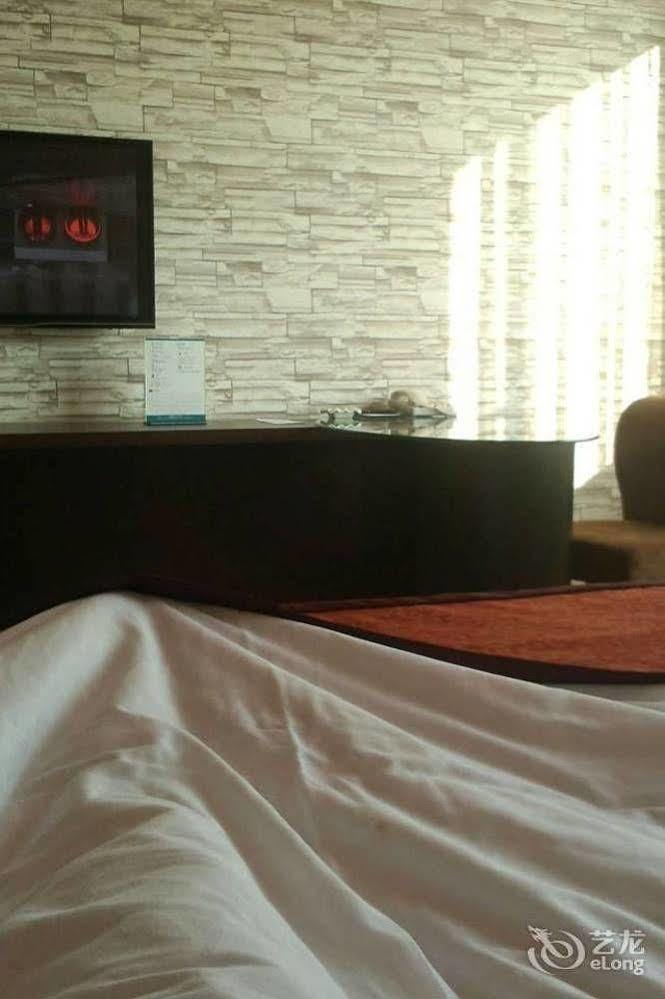 Qingdao Hengxing Hotel Esterno foto